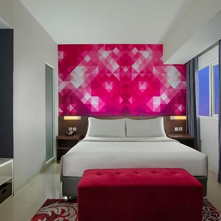 Favehotel Simpang Lima - Semarang Exterior photo